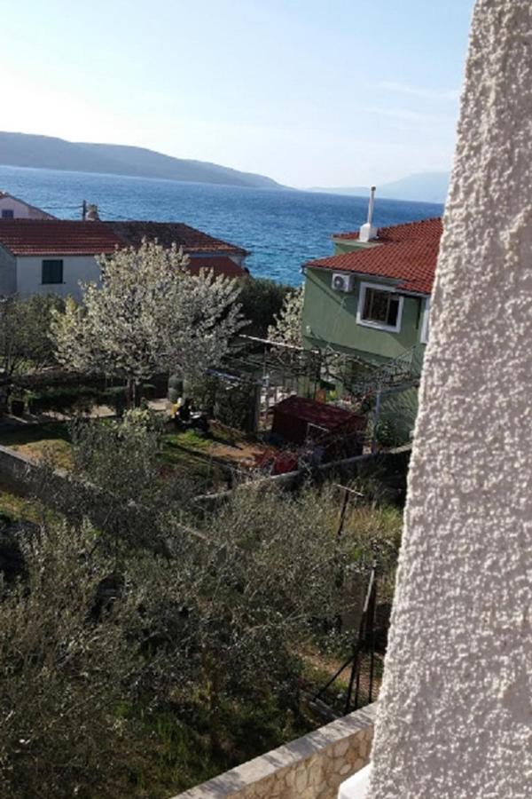 Apartments By The Sea Martinscica, Cres - 14334 Dış mekan fotoğraf